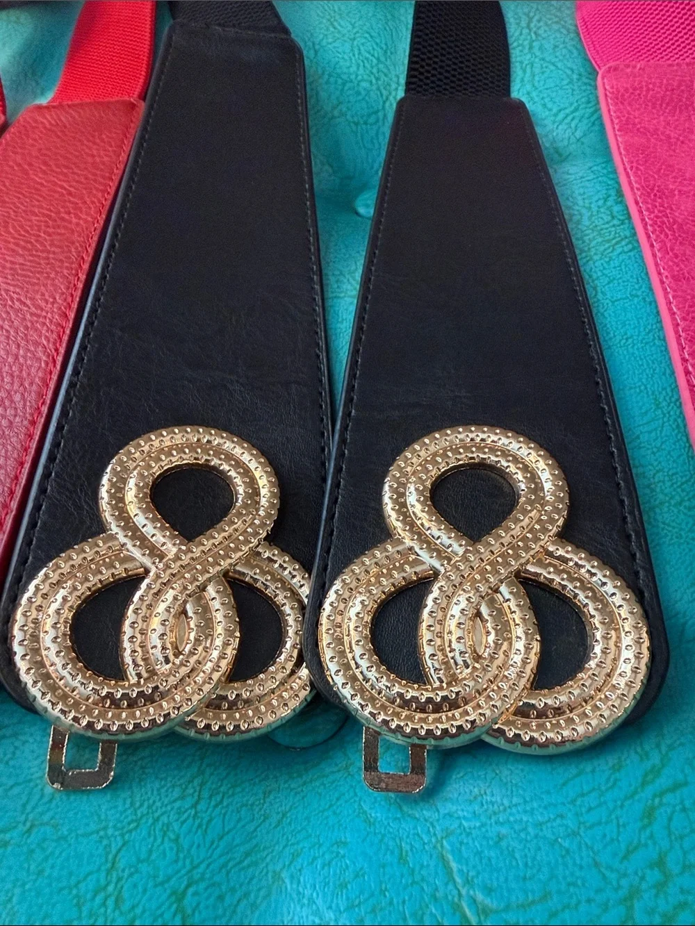 Set of 3 Wide Stretch Pink Statement Belts Decorative Gold Tone Buckle est L/XL